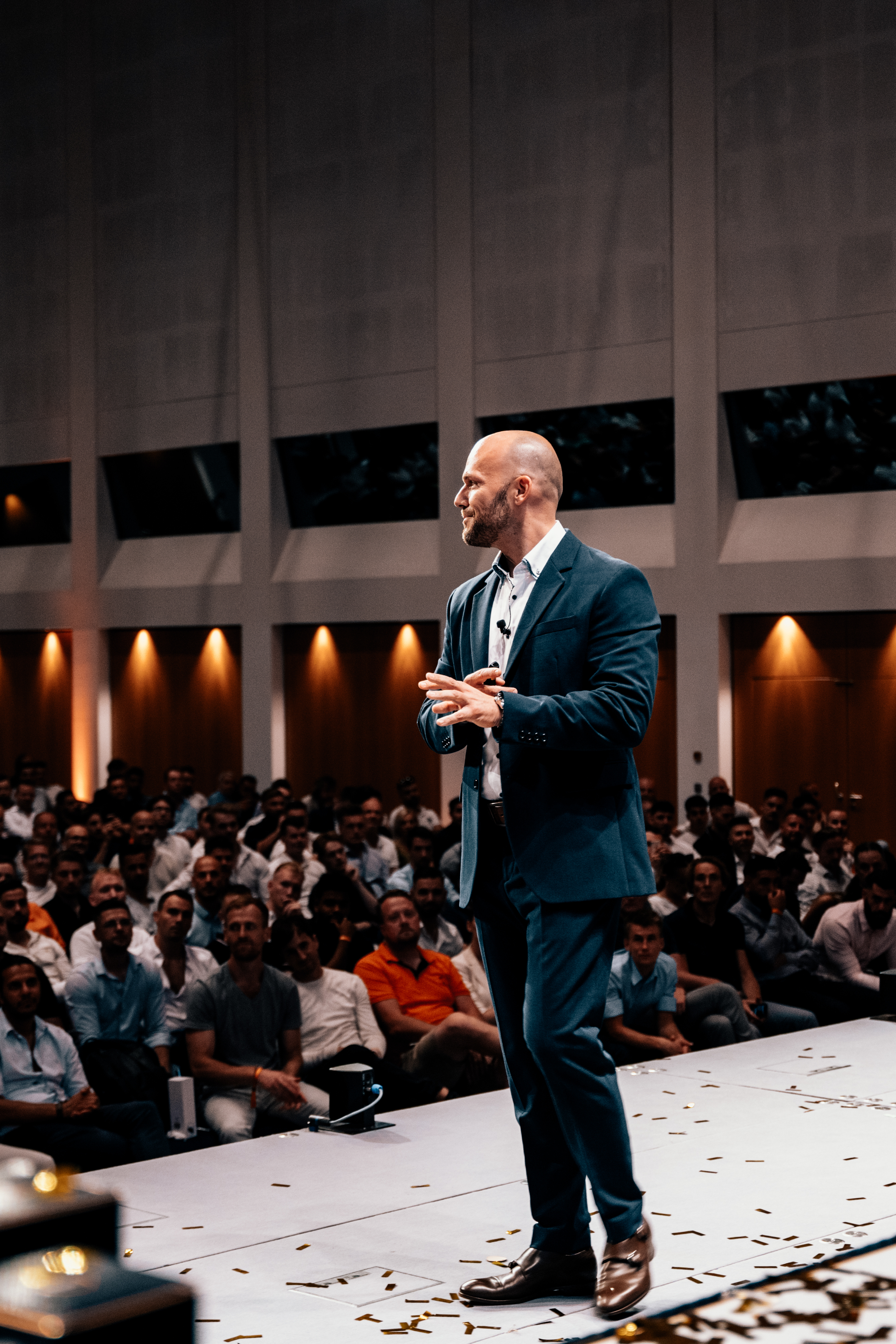 Mitch Rau auf der Bühne